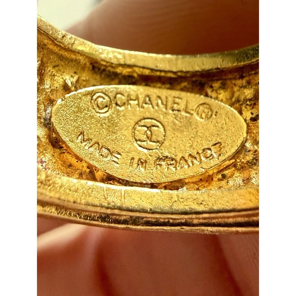 Vintage CHANEL Gold Tone Basket Weave CC Half Hoop Clip Earrings France READ